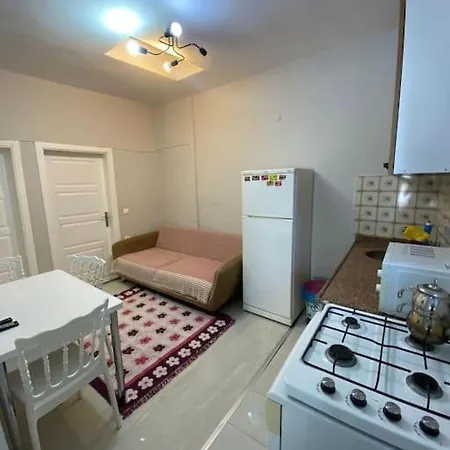 3 Odali Ful Esyali Antalya'nin Kalbinde Ev