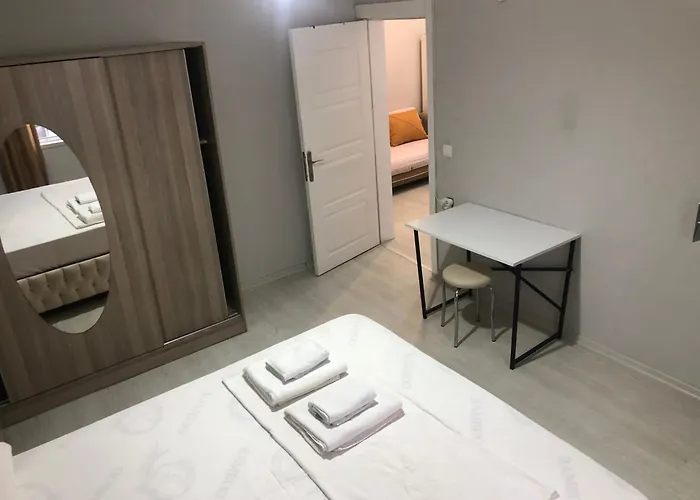 Apartamento 3 Odali Ful Esyali Antalya'nin Kalbinde Ev *